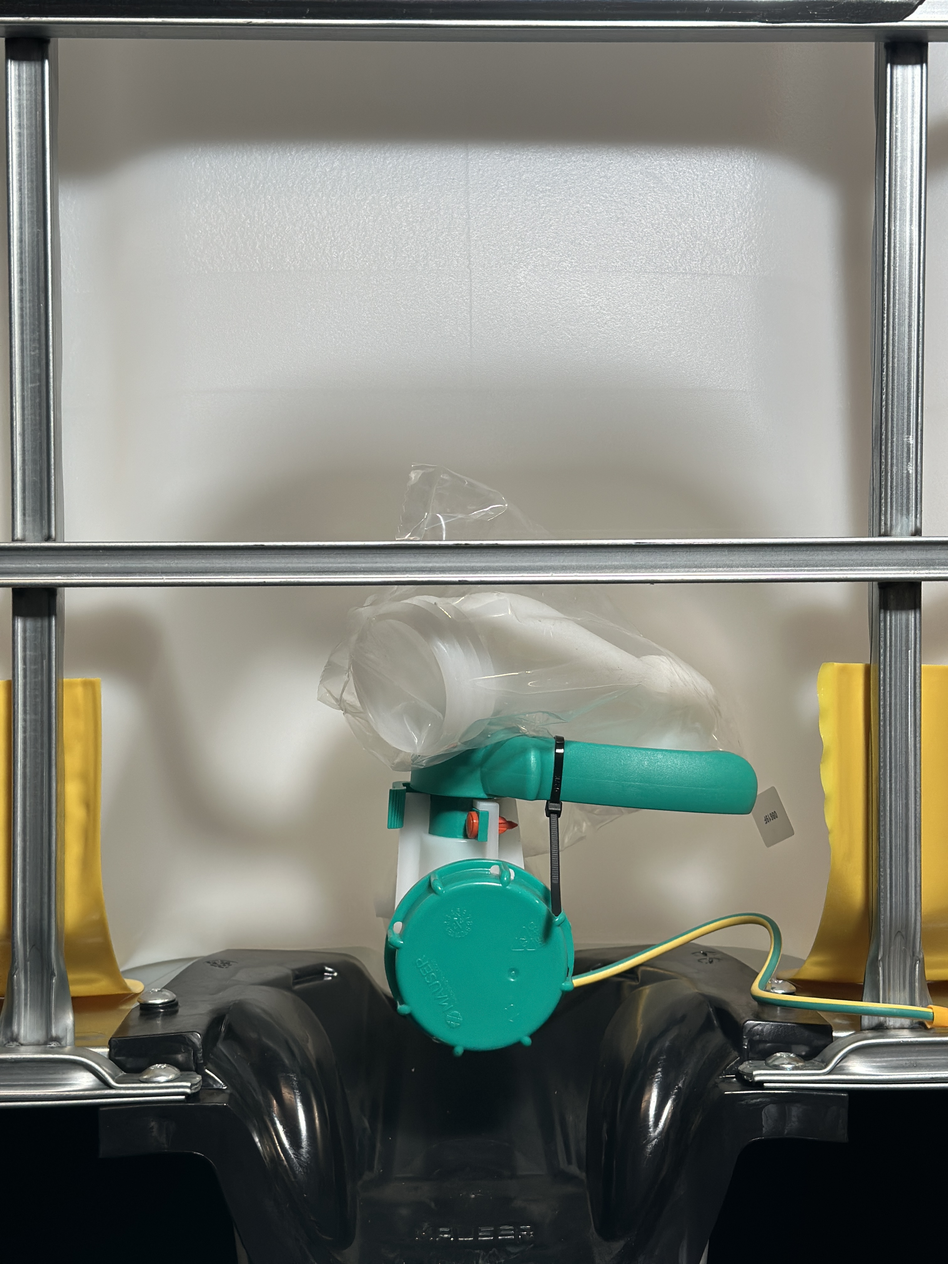 IBC-Container 1000l neu Ex-Geschützt auf Hybridkufenpalette 150mm Deckel mit Gefahrgutzulassung, Entgasung und Lebensmittelzulassung