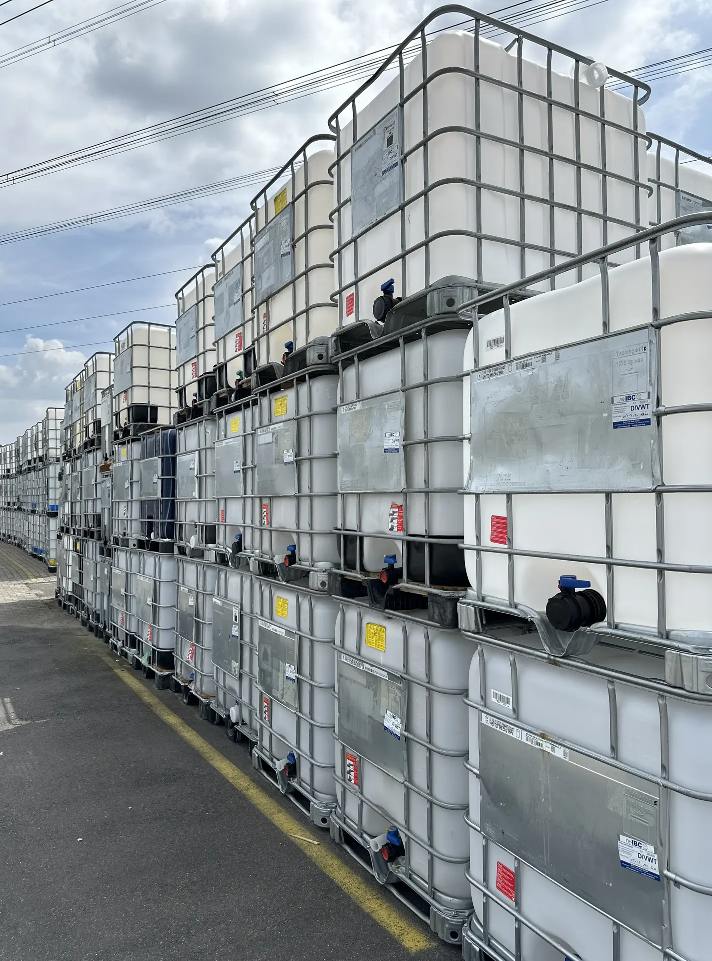 2026_04_faesser_blog_transport-gefahrgut-ibc