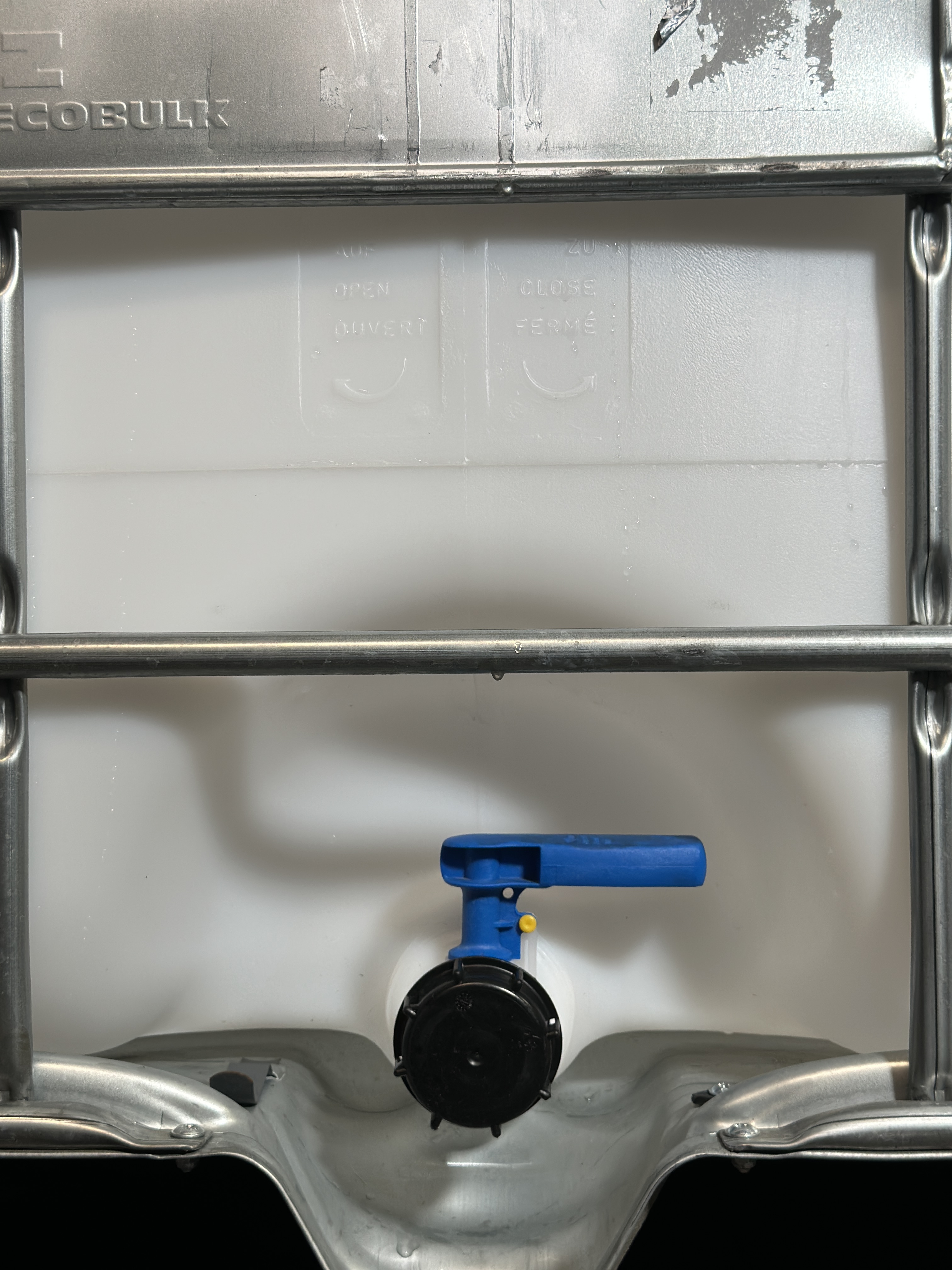 IBC-Container 1000l gereinigt auf Stahlrahmenpalette 150mm Deckel ohne UN-Gefahrgutzulassung