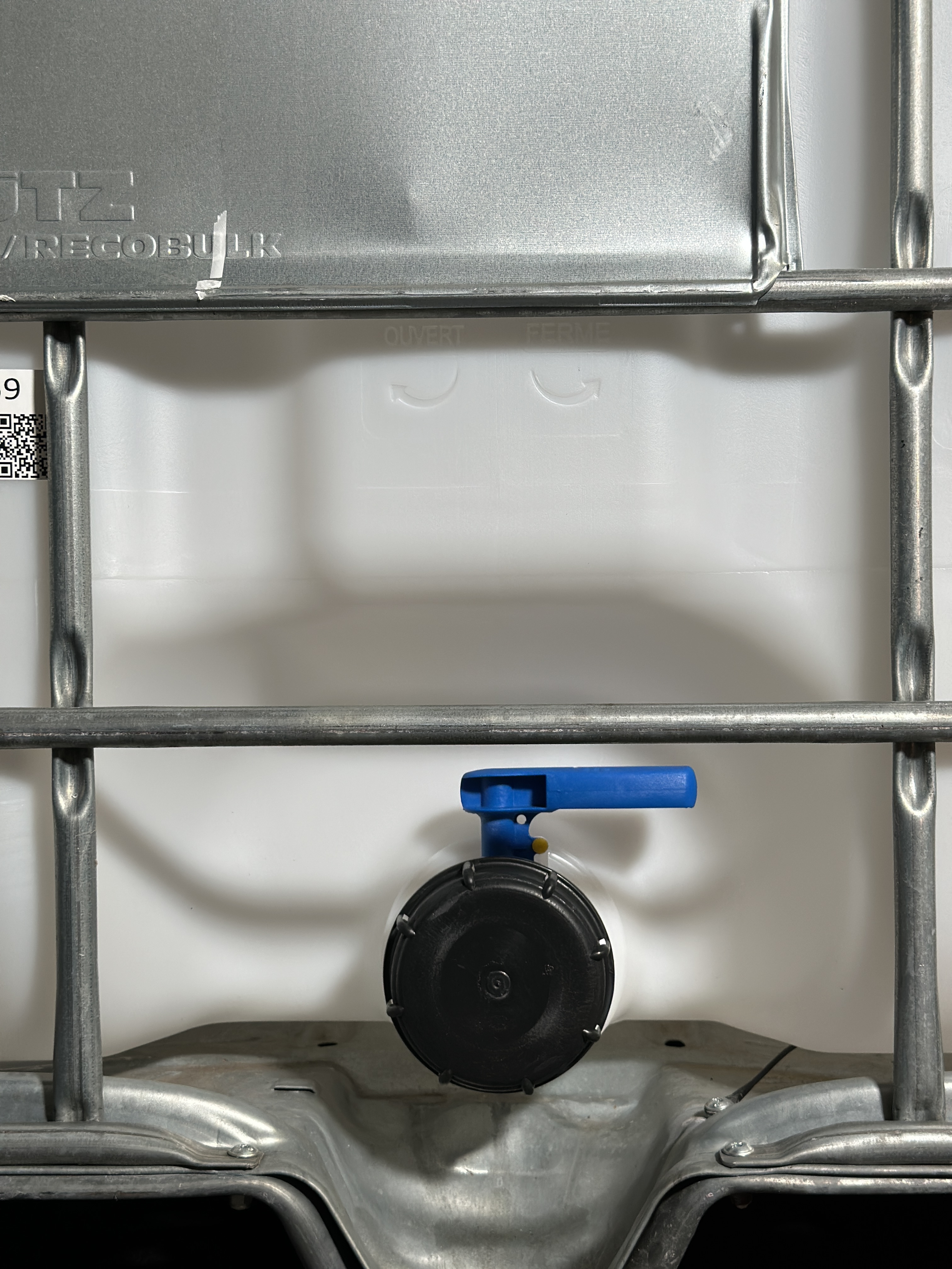 IBC-Container 1000l mit neuem Innenbehälter auf Stahlkufenpalette 225mm Deckel mit Lebensmittelzulassung und 3-Zoll-Auslauf